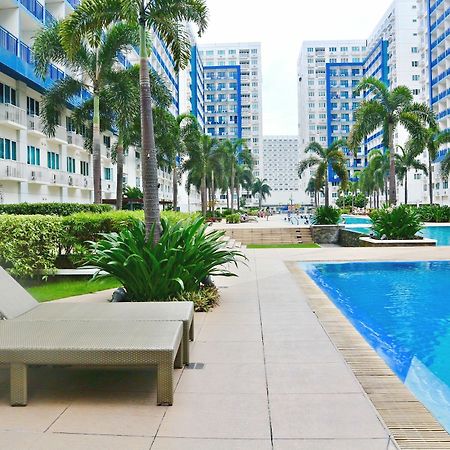 Condodeal At Sea Residences Manila Exteriér fotografie