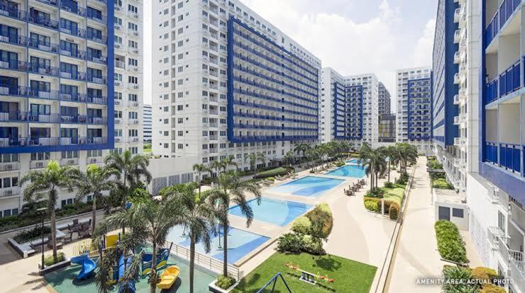 Condodeal At Sea Residences Manila Exteriér fotografie